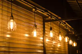 "תכניות החשמל אמורות להתכתב עם עיצוב הפנים"